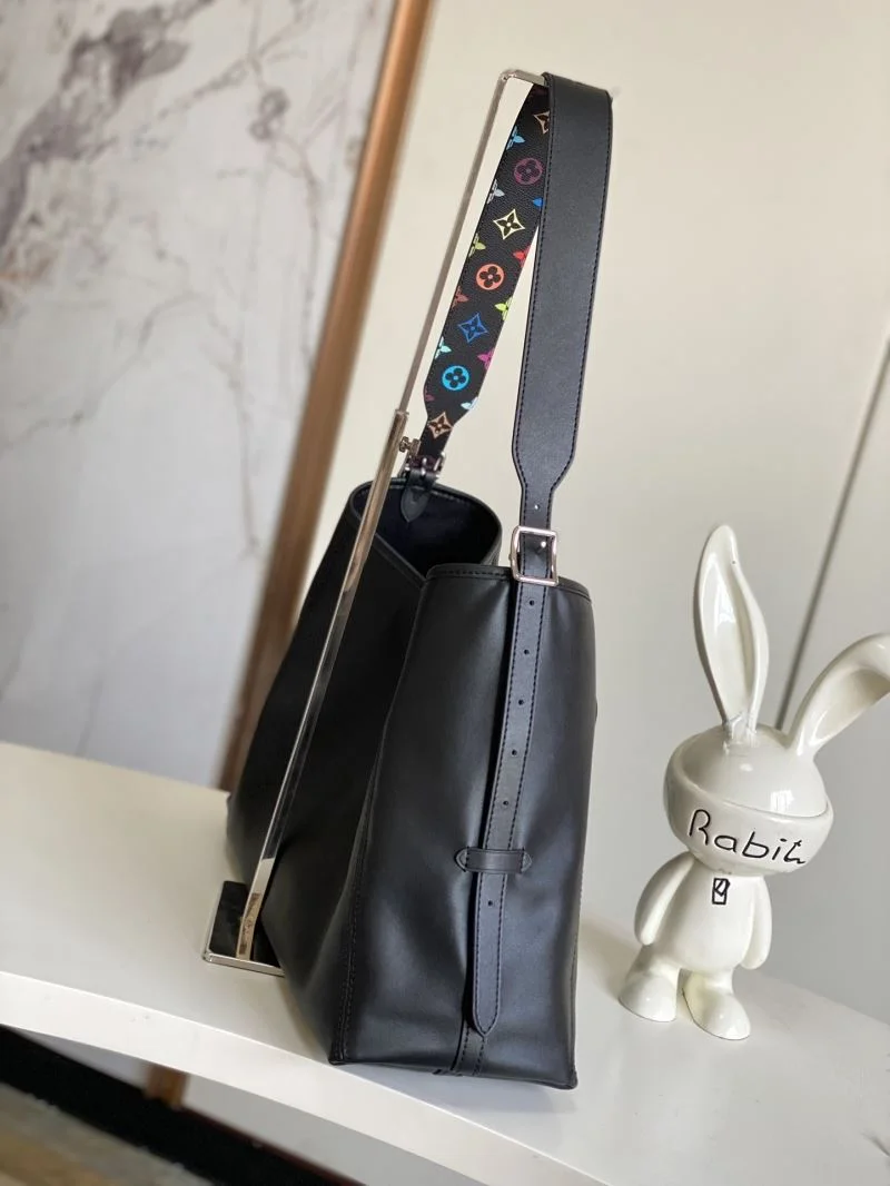 Resilient Louis Vuitton Shopping Bags 39134