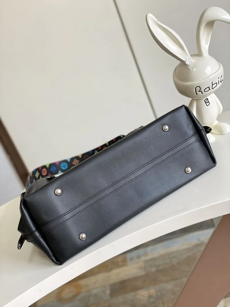 Resilient Louis Vuitton Shopping Bags 39134