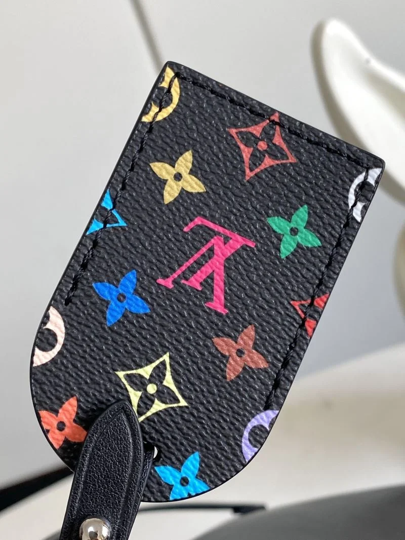 Resilient Louis Vuitton Shopping Bags 39134