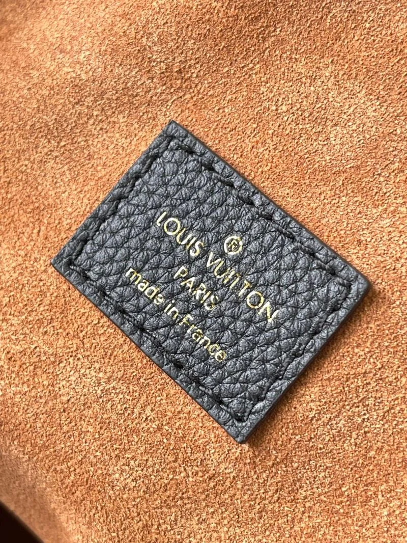 Premium Louis Vuitton Shopping Bags 39169
