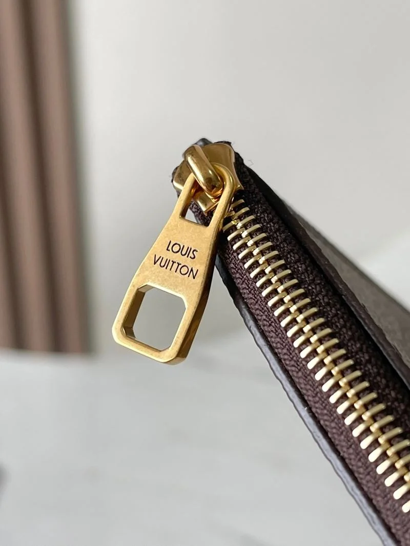 Louis Vuitton Shopping Bags Sporty 39127