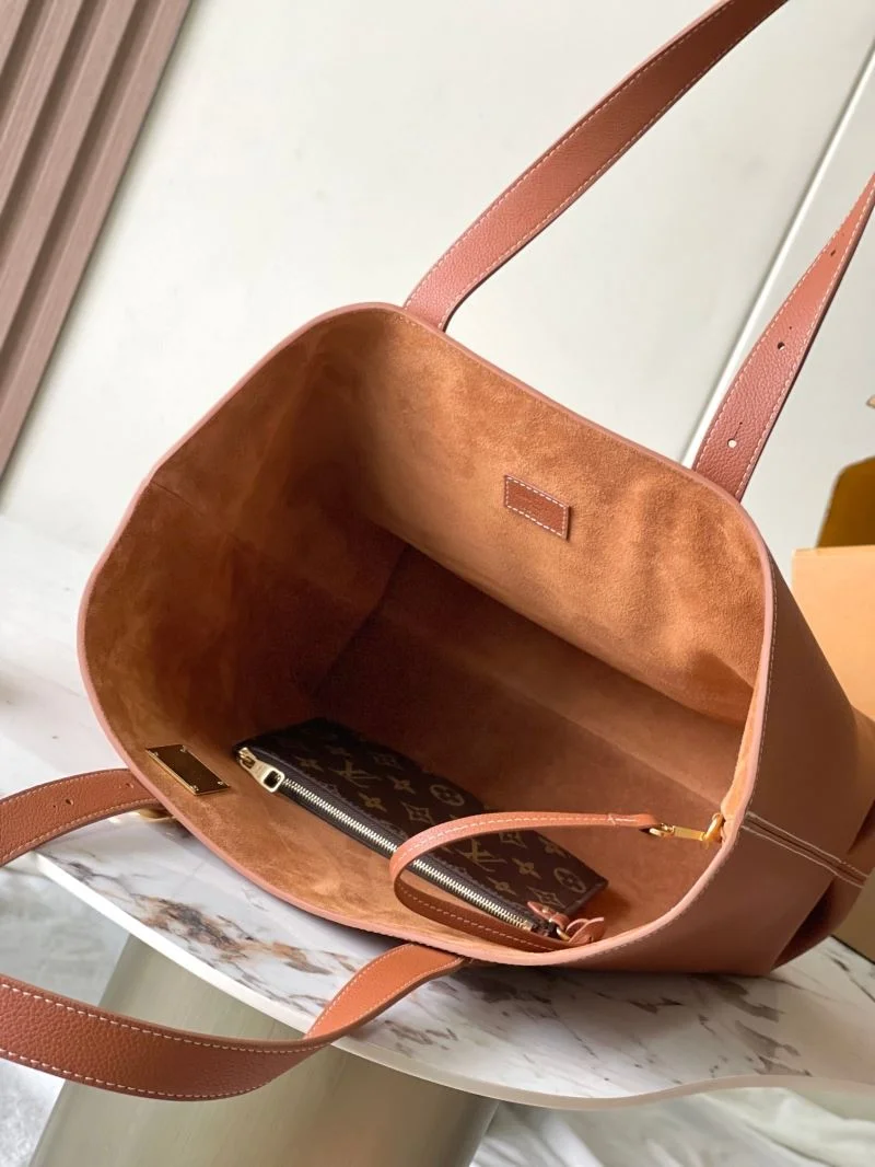Louis Vuitton Shopping Bags Sporty 39127