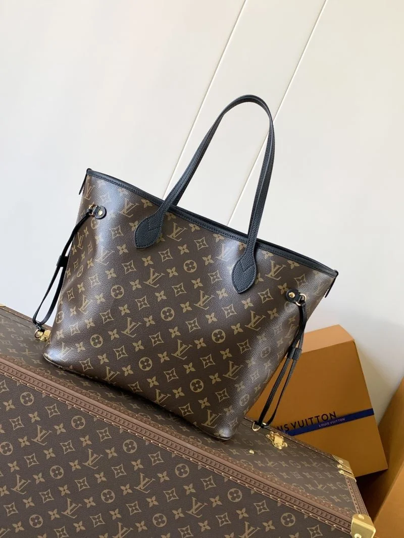 Resilient Louis Vuitton Shopping Bags 39120