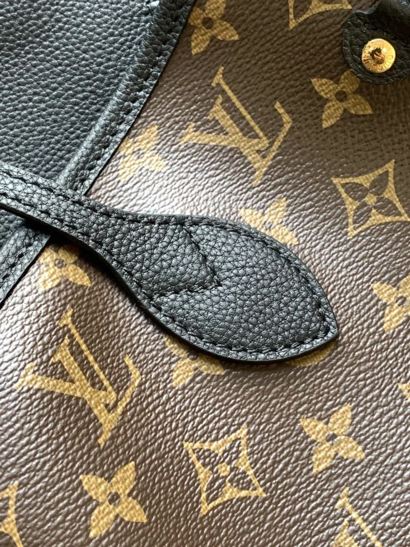 Resilient Louis Vuitton Shopping Bags 39120