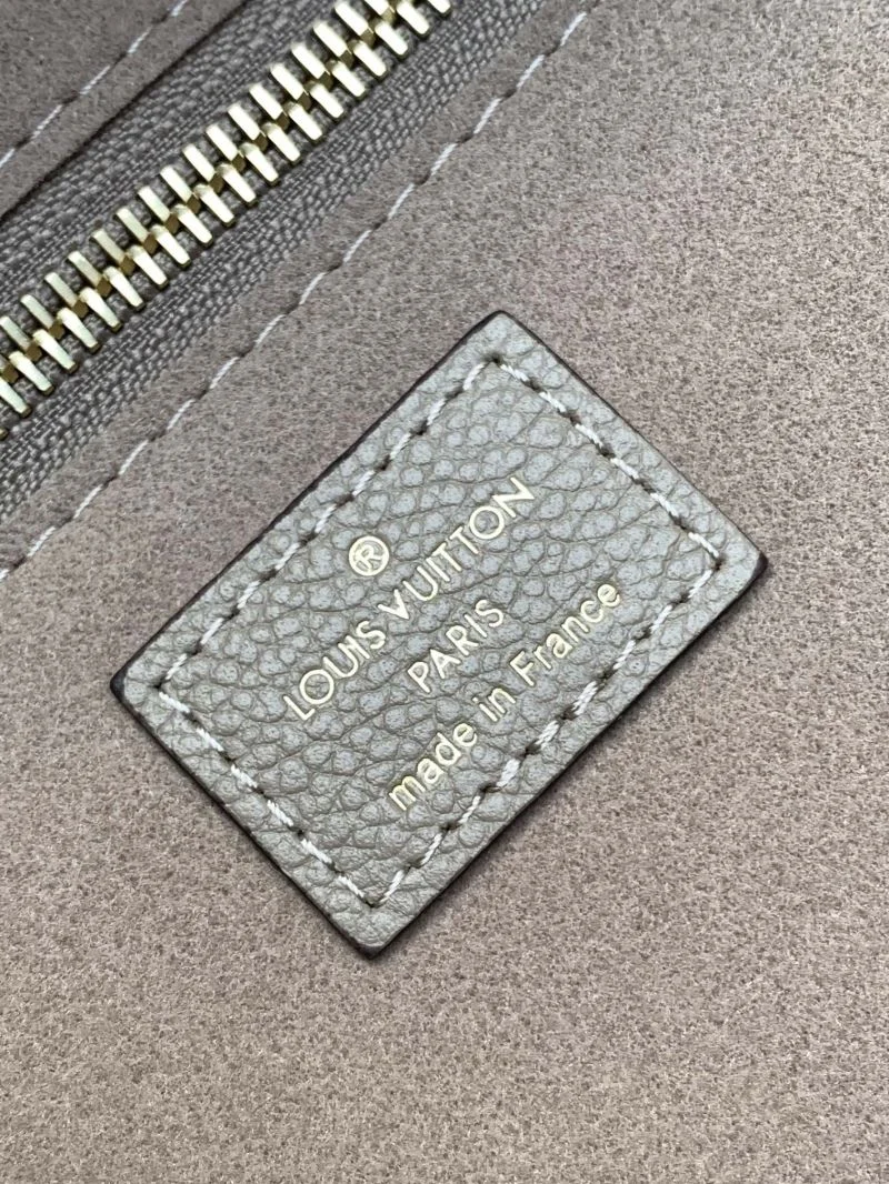 Louis Vuitton Shopping Bags Cozy 39142