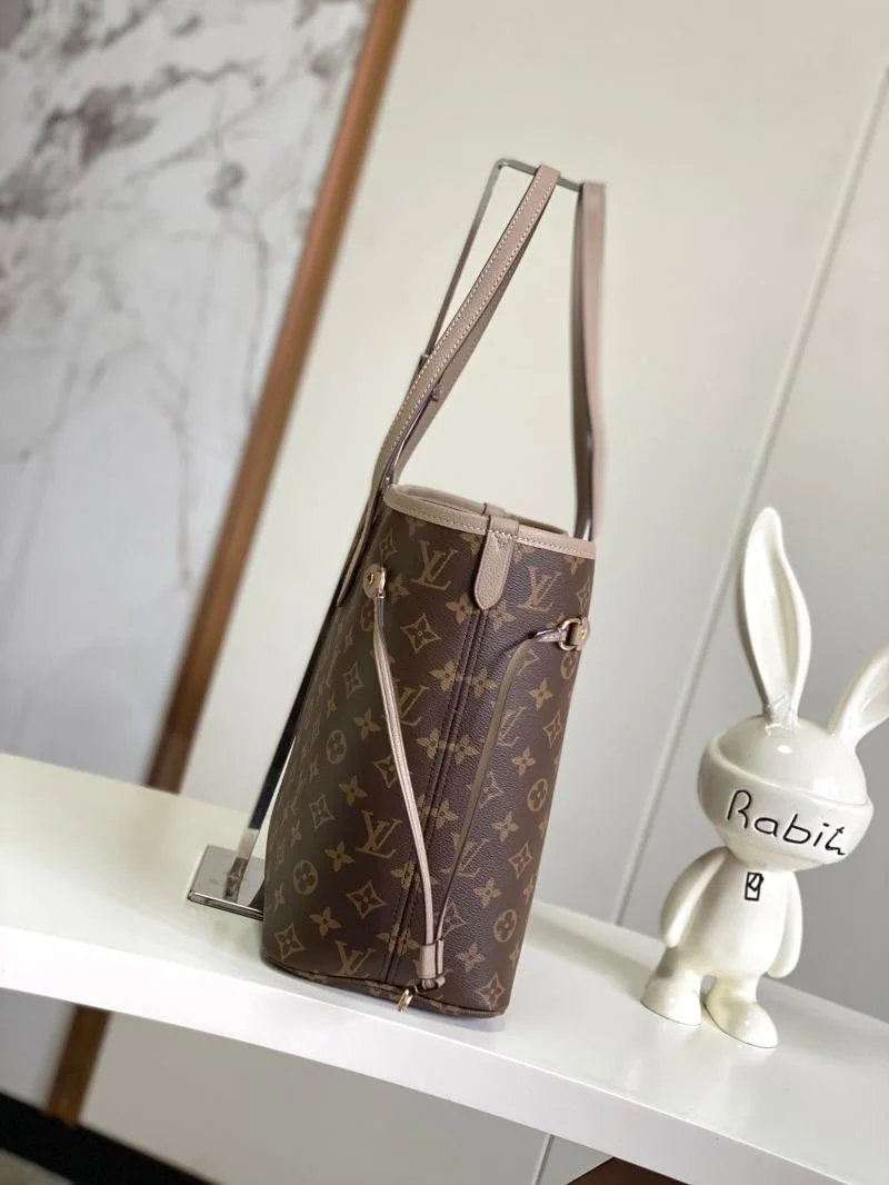 RelaxedFit Louis Vuitton Shopping Bags 38973