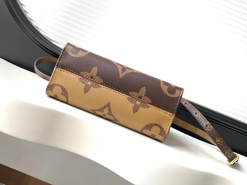 Louis Vuitton Shopping Bags Snug 38986