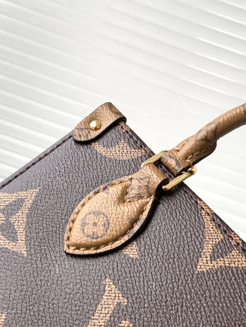 Louis Vuitton Shopping Bags Snug 38986