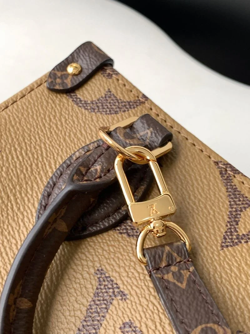 Louis Vuitton Shopping Bags Snug 38986