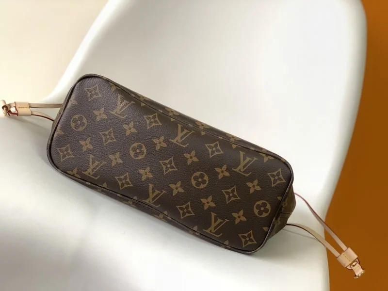 Resilient Louis Vuitton Shopping Bags 37586