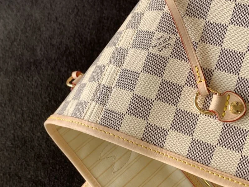 Durable Louis Vuitton Shopping Bags 39004