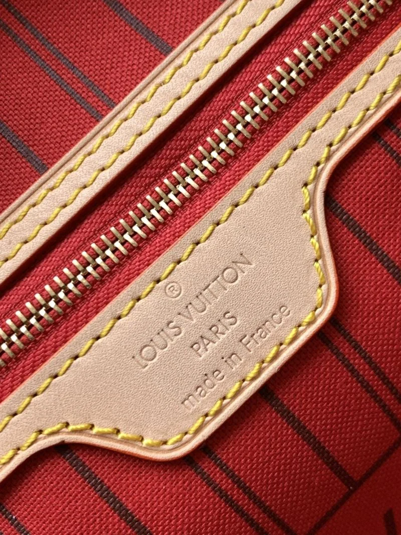 Trendsetting Louis Vuitton Shopping Bags 38871