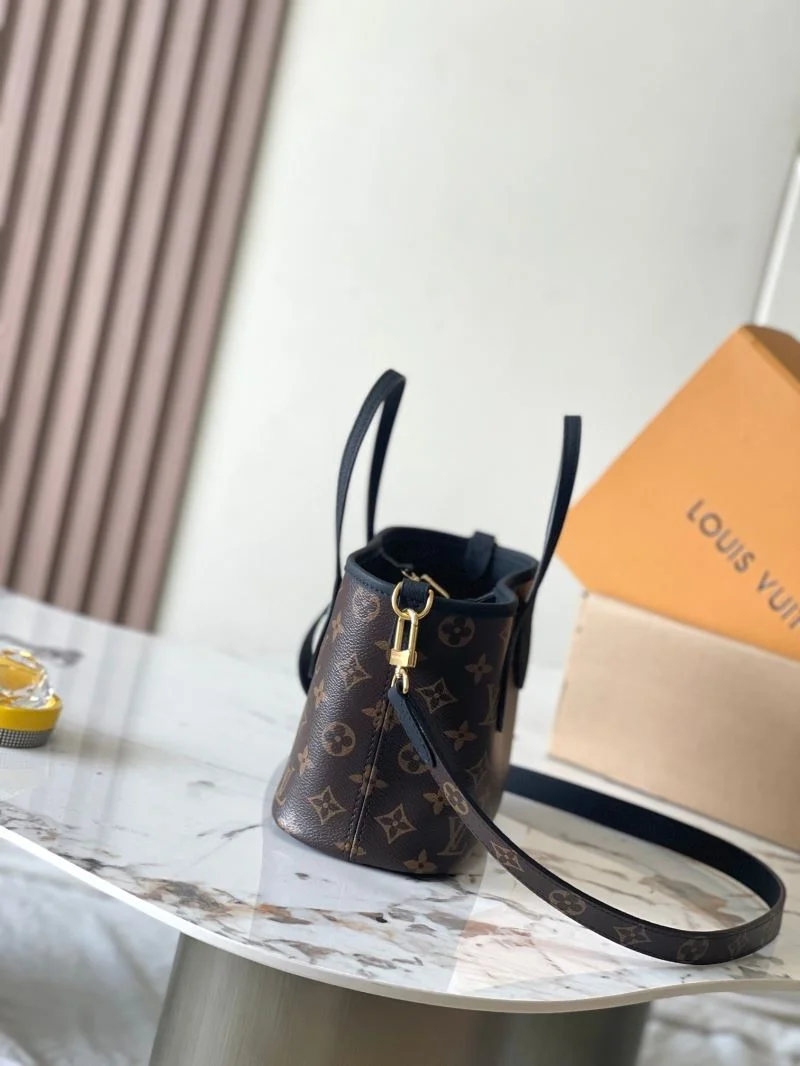 Louis Vuitton Shopping Bags SportInspired 38874