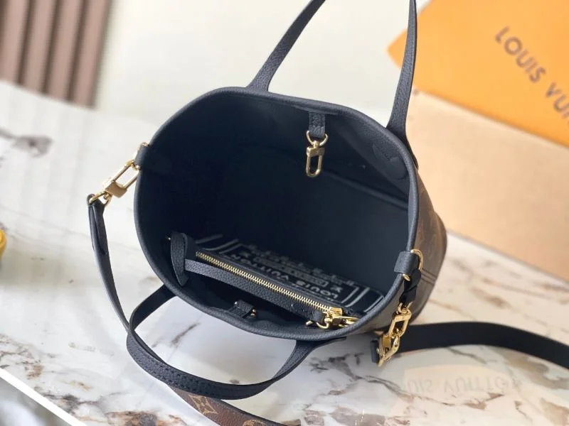 Louis Vuitton Shopping Bags SportInspired 38874