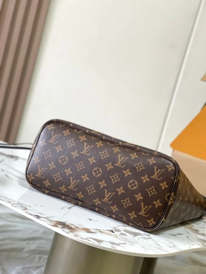 OnTrend Louis Vuitton Shopping Bags 38858