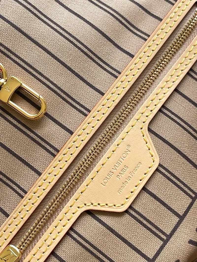 Louis Vuitton Shopping Bags Trendsetting 38846