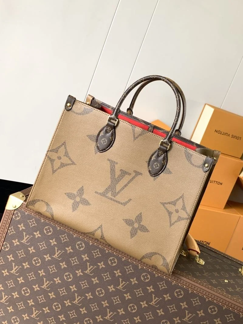ComfortFit Louis Vuitton Shopping Bags 38837