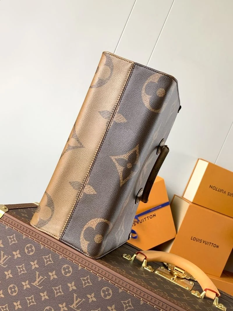 ComfortFit Louis Vuitton Shopping Bags 38837
