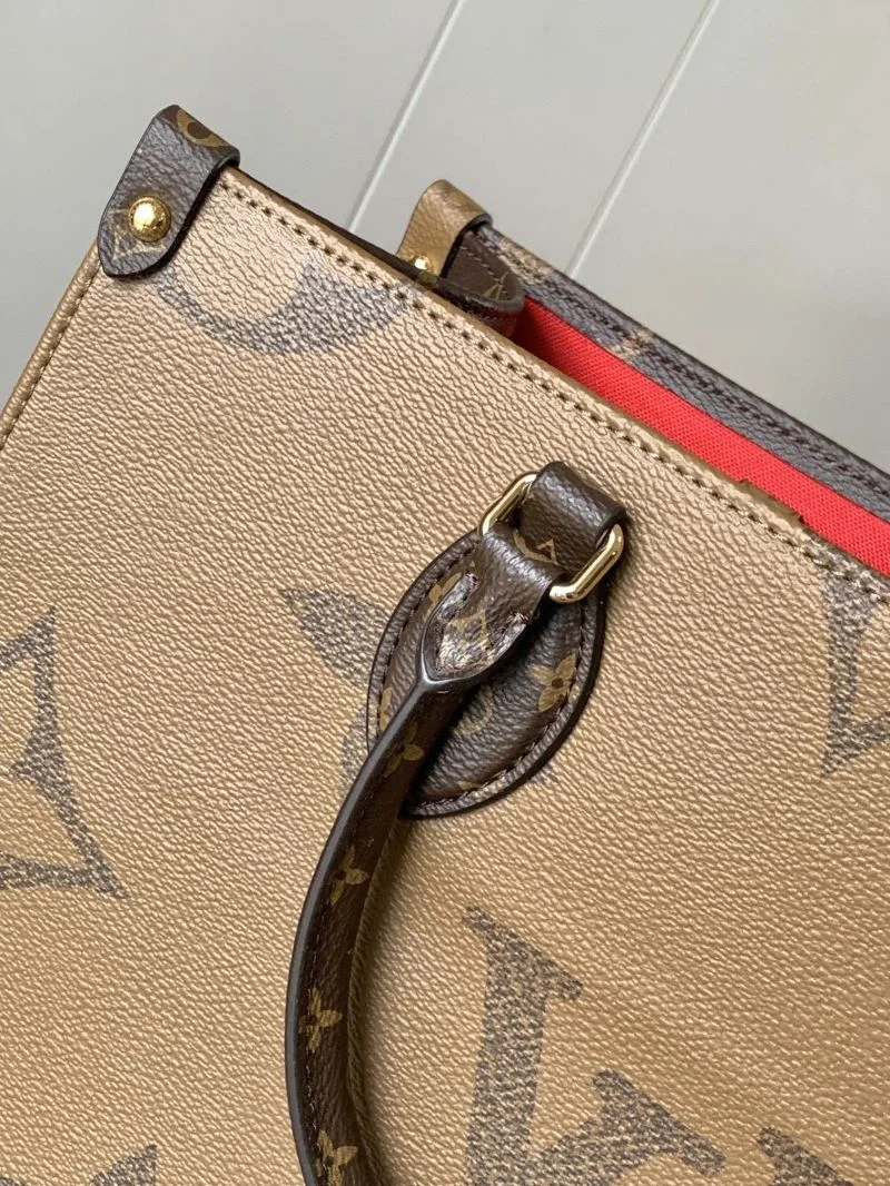 ComfortFit Louis Vuitton Shopping Bags 38837