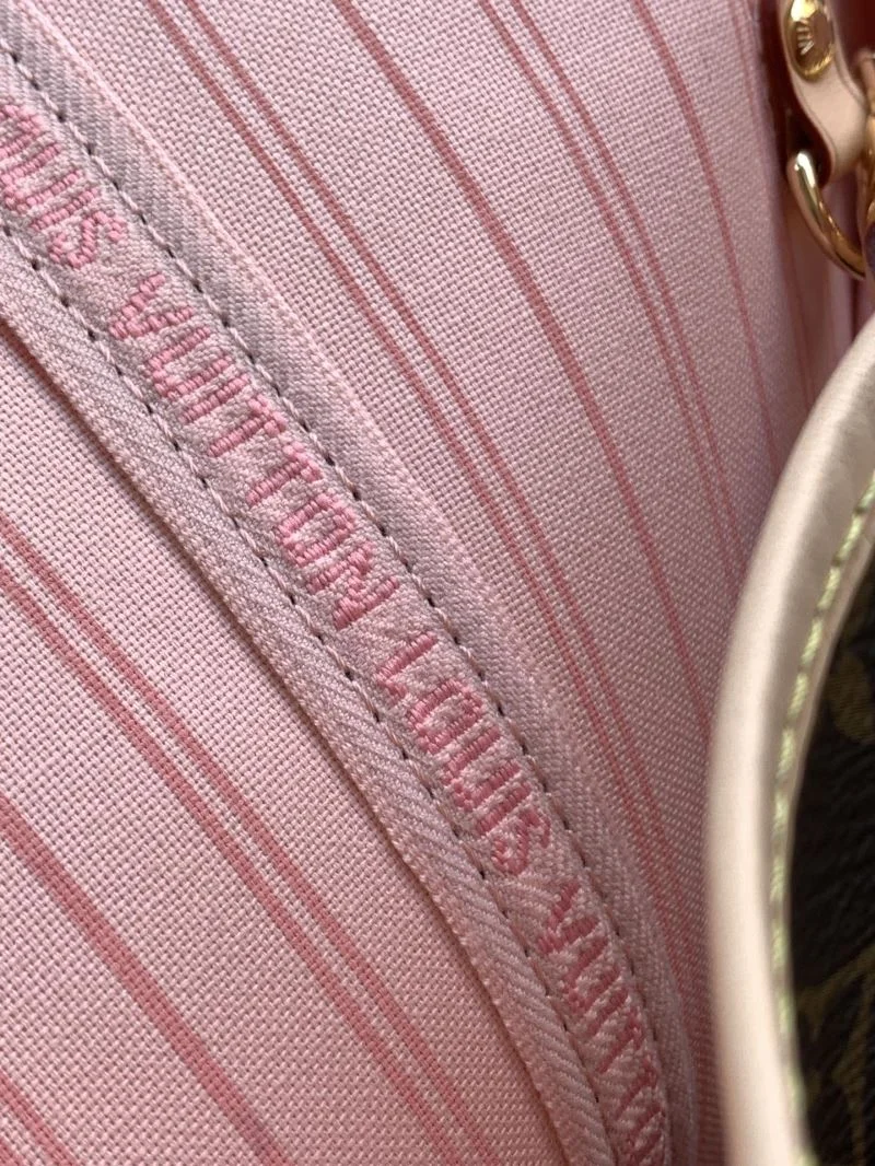Louis Vuitton Shopping Bags Versatile 38831