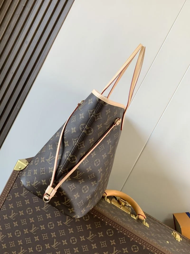 Lightweight Louis Vuitton Shopping Bags 38835
