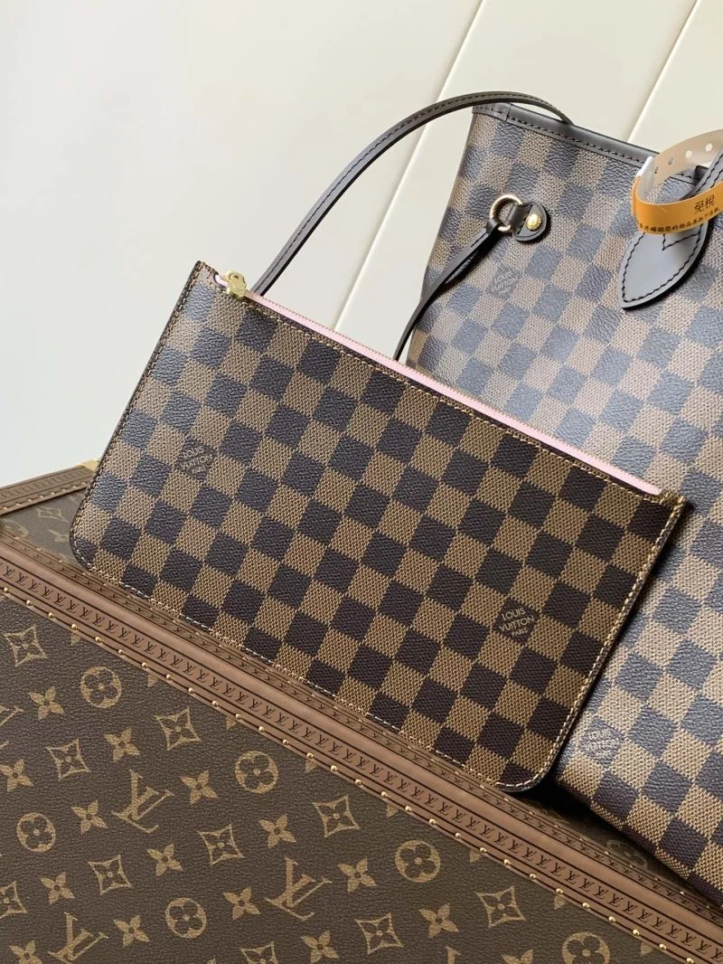 Louis Vuitton Shopping Bags Stretchable 38828