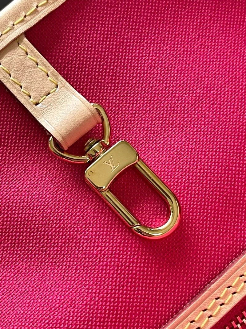 Snug Louis Vuitton Shopping Bags 38825