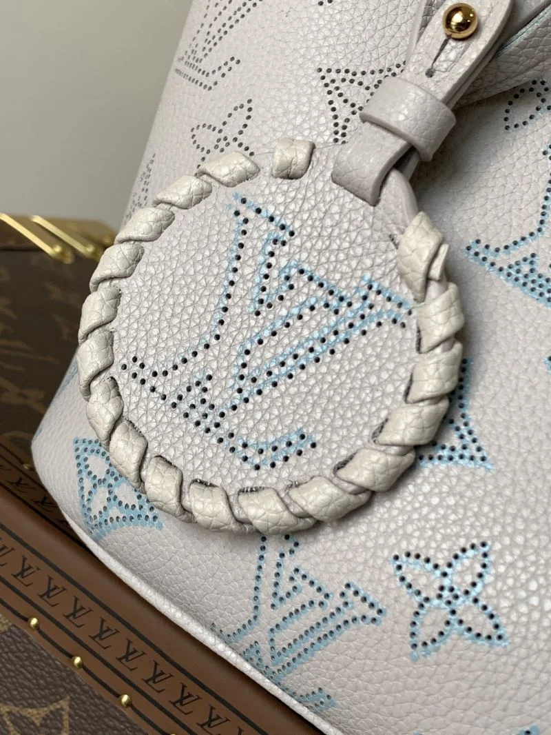 Louis Vuitton Shopping Bags AllSeason 38812