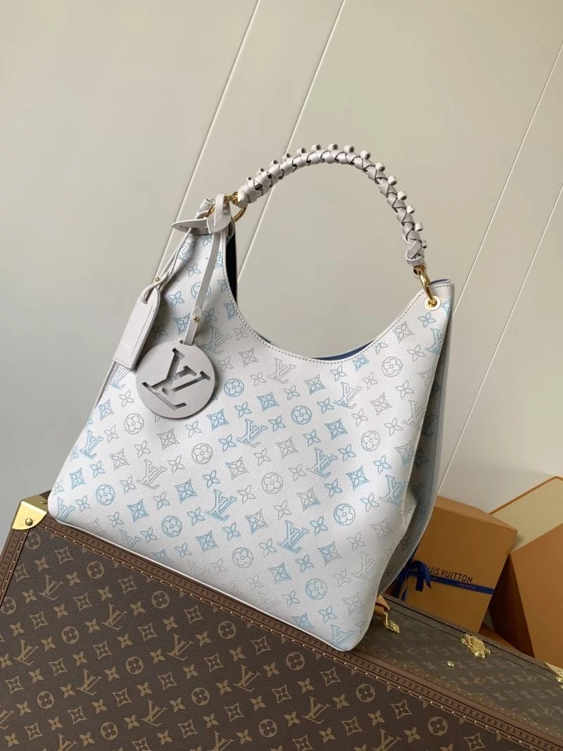 Bright Louis Vuitton Shopping Bags 38816