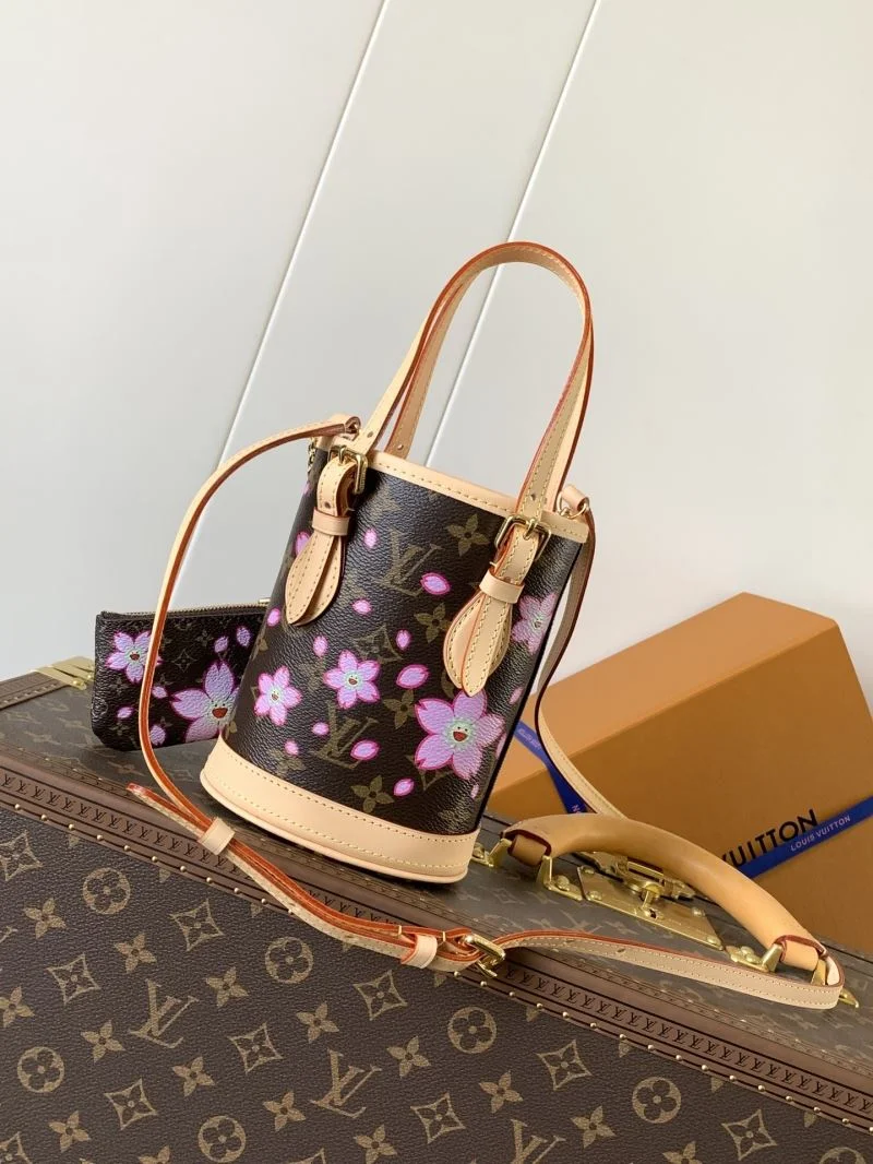 Louis Vuitton Shopping Bags TechFriendly 38811