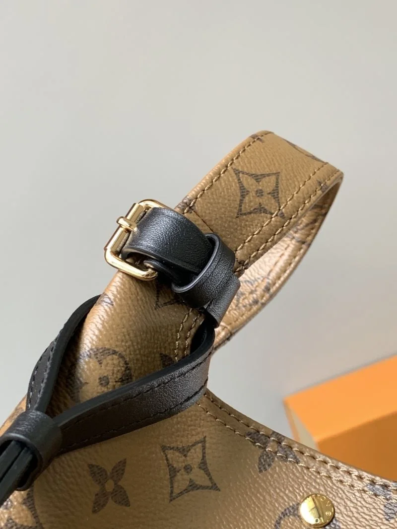 Louis Vuitton Shopping Bags Unisex 38810