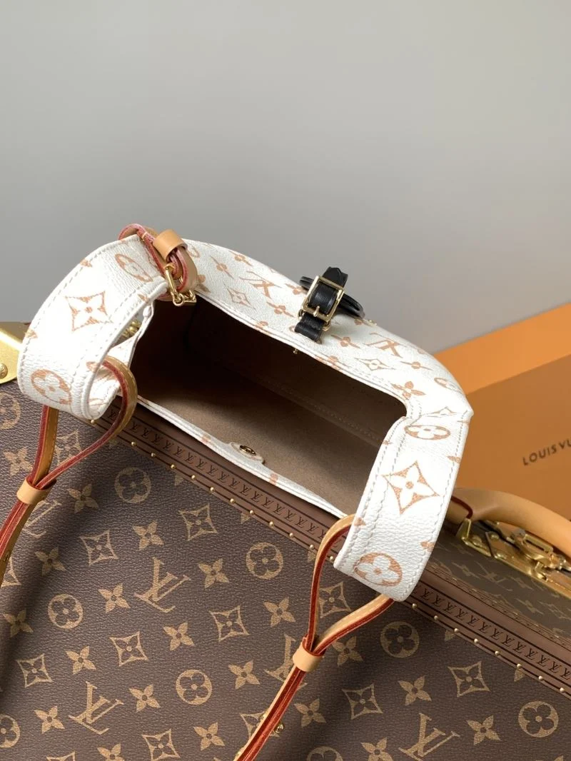 Breathable Louis Vuitton Shopping Bags 38793