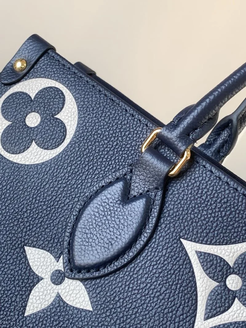 ModernLook Louis Vuitton Shopping Bags 38802