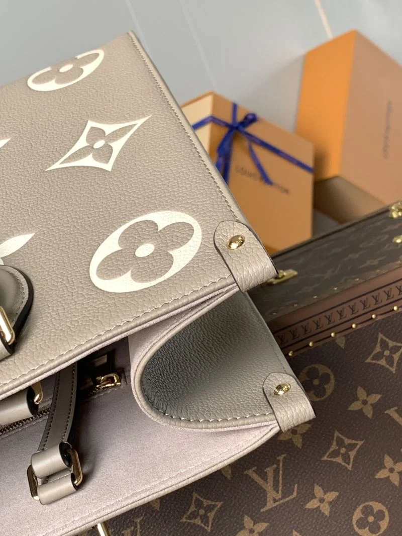 Neat Louis Vuitton Shopping Bags 38800