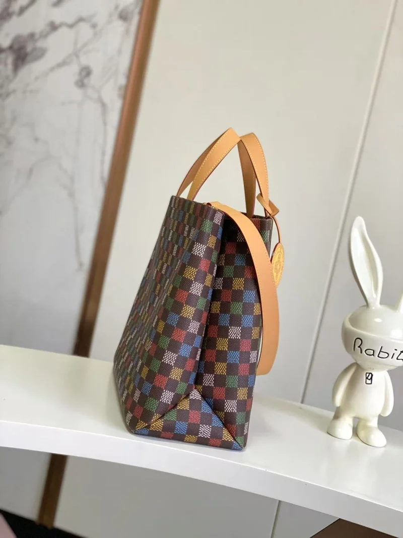 TechFriendly Louis Vuitton Shopping Bags 38798