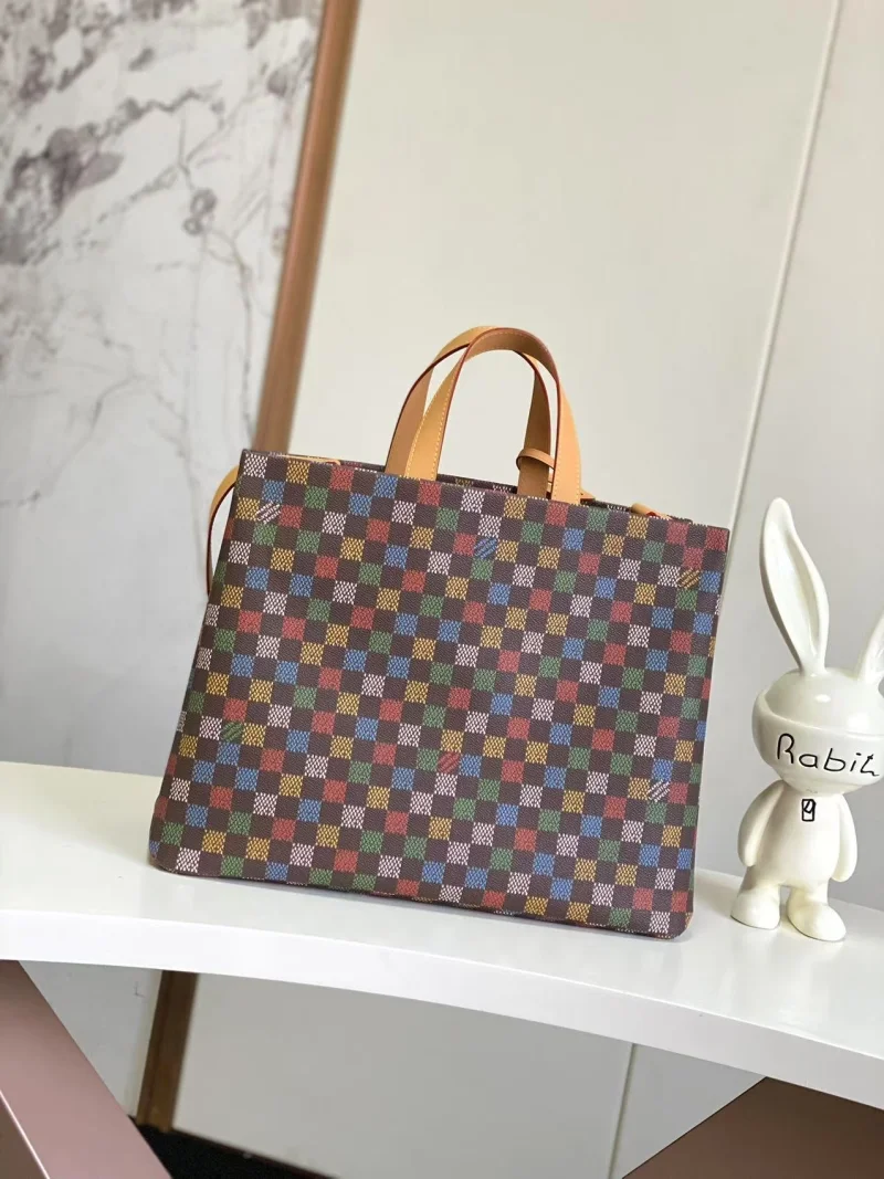TechFriendly Louis Vuitton Shopping Bags 38798