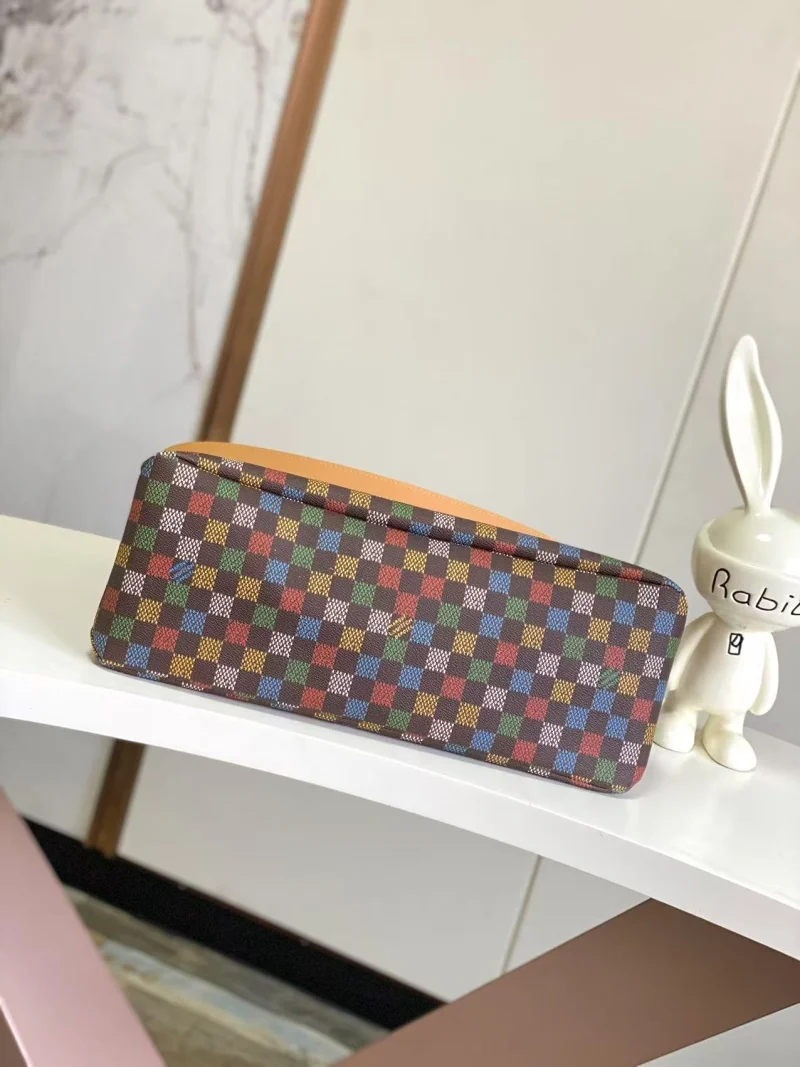 TechFriendly Louis Vuitton Shopping Bags 38798