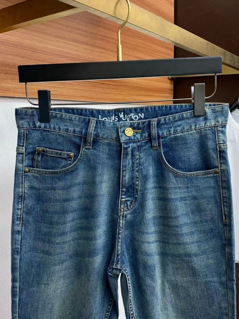 ZipUp Louis Vuitton Short Pants 132190