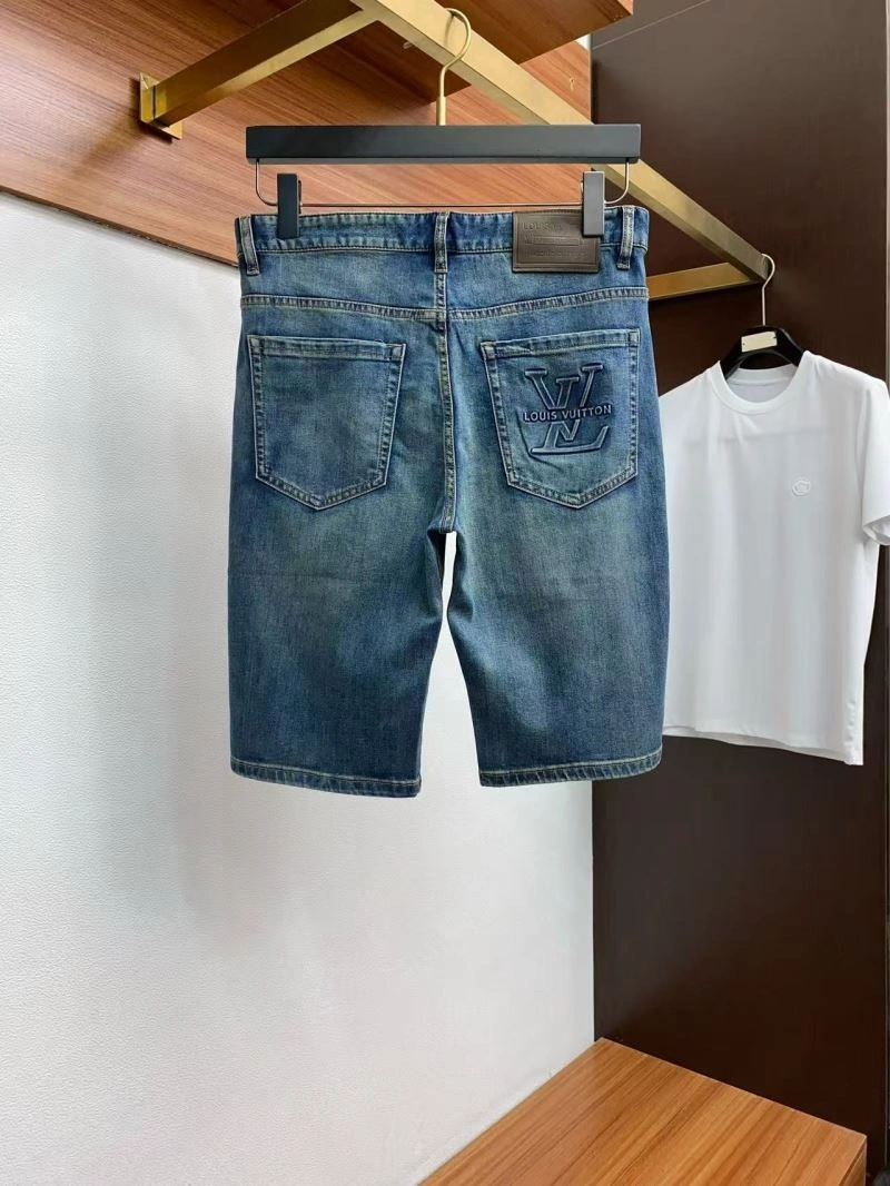 ZipUp Louis Vuitton Short Pants 132190