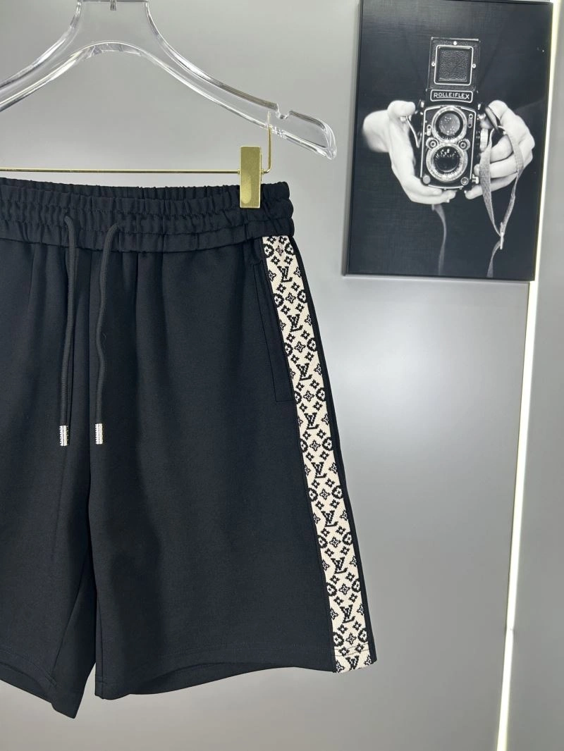 Louis Vuitton Short Pants SmartChoice 138534