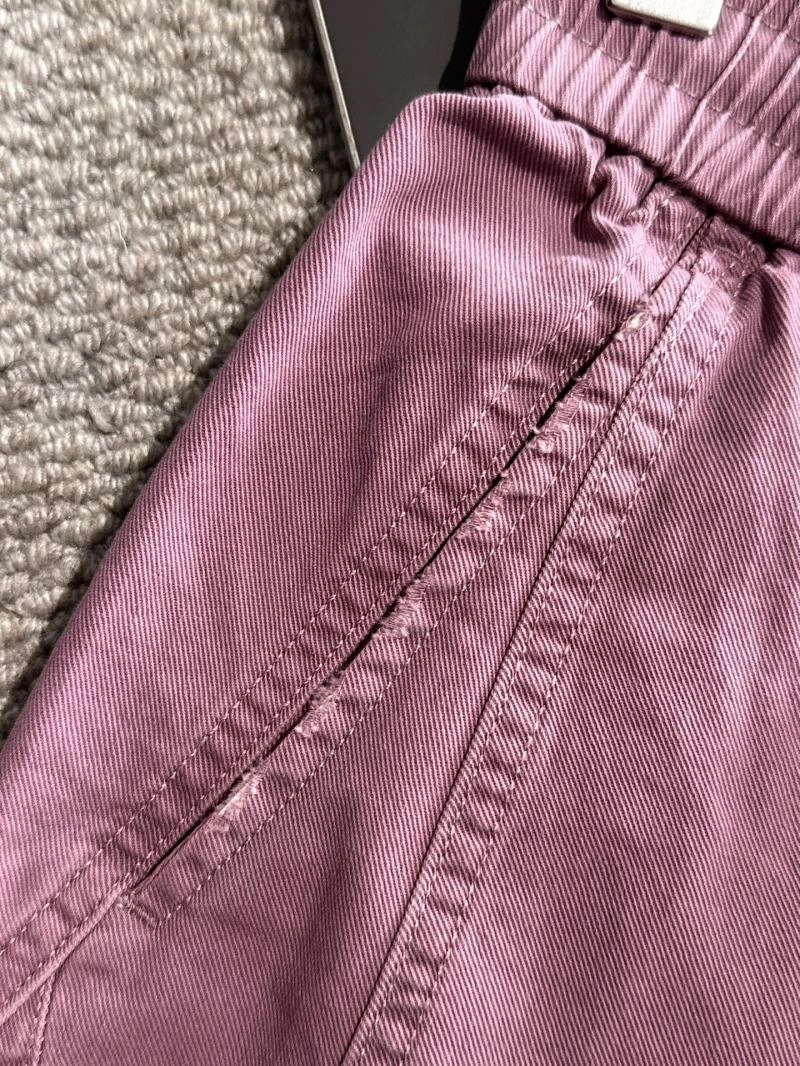 Lightweight Louis Vuitton Short Pants 138522