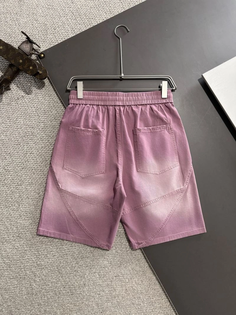 Lightweight Louis Vuitton Short Pants 138522