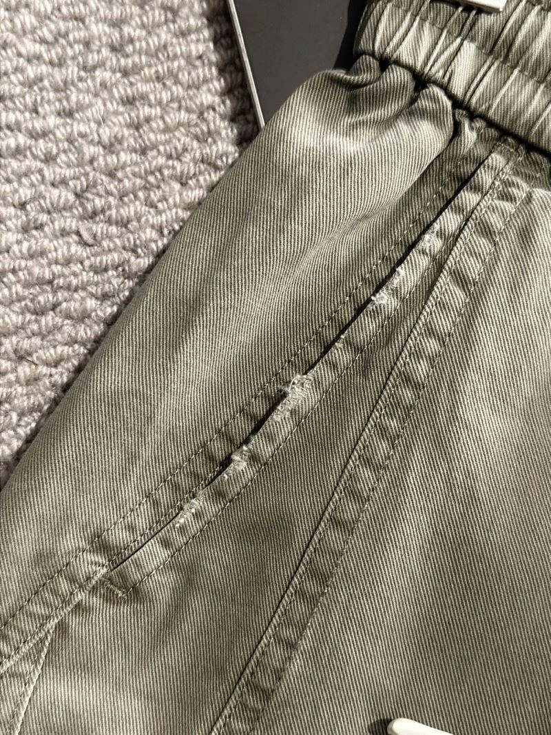 Lightweight Louis Vuitton Short Pants 138547