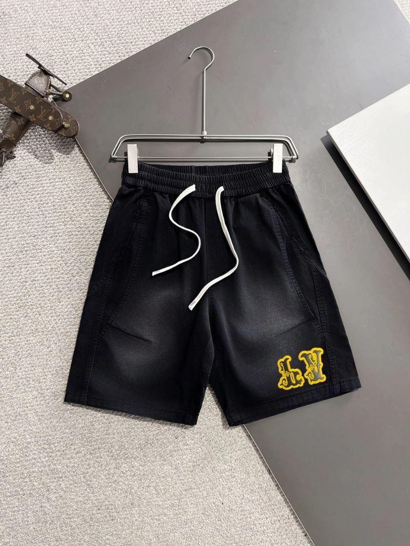Louis Vuitton Short Pants Stretchable 138537