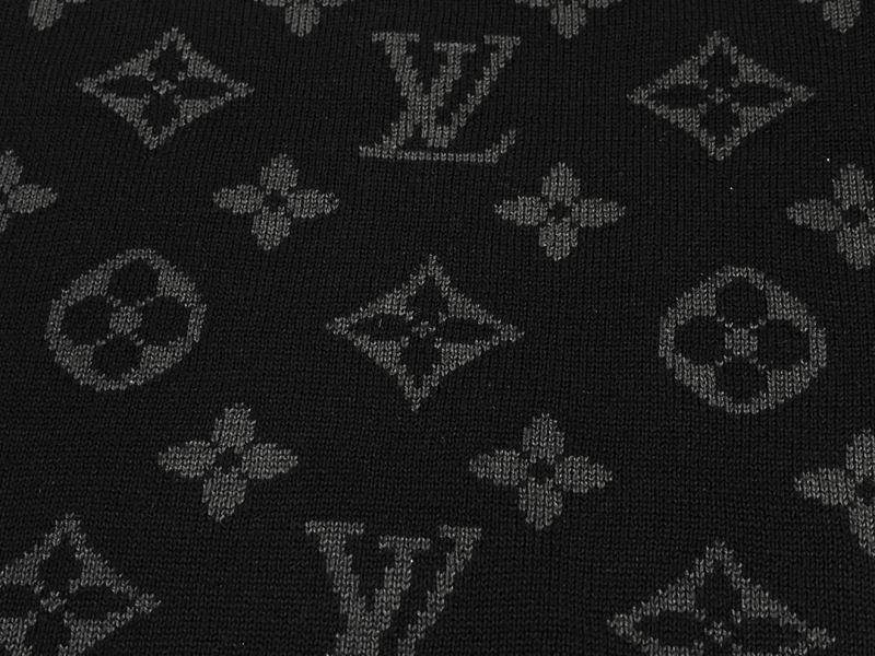 Lightweight Louis Vuitton Short Pants 138536