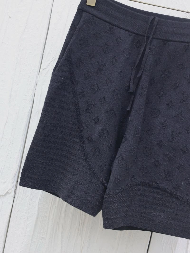 Sustainable Louis Vuitton Short Pants 138544