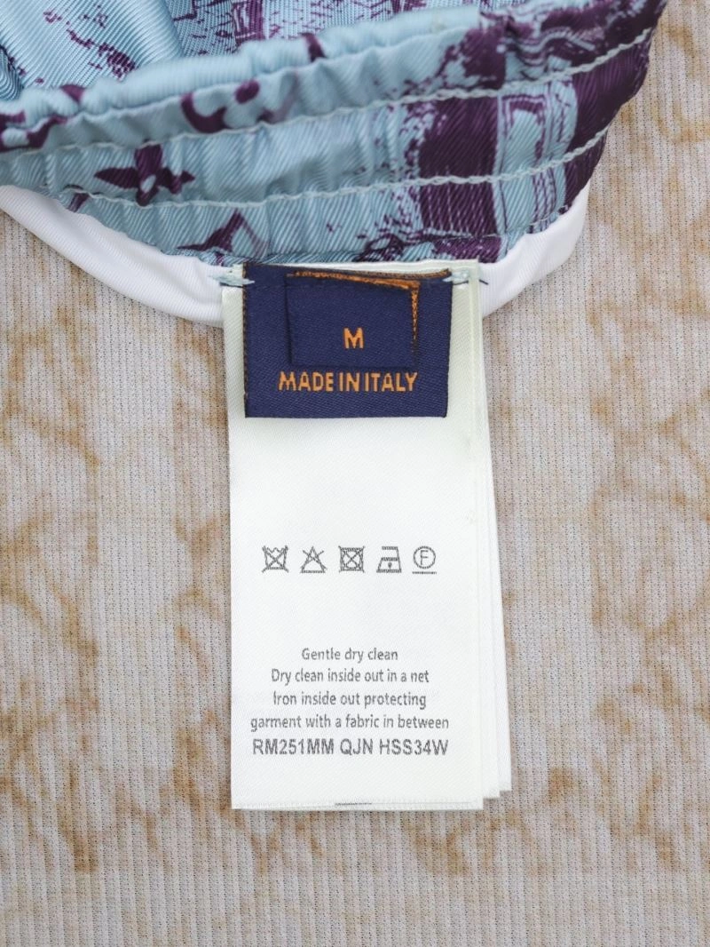 Louis Vuitton Short Pants Breathable 138525