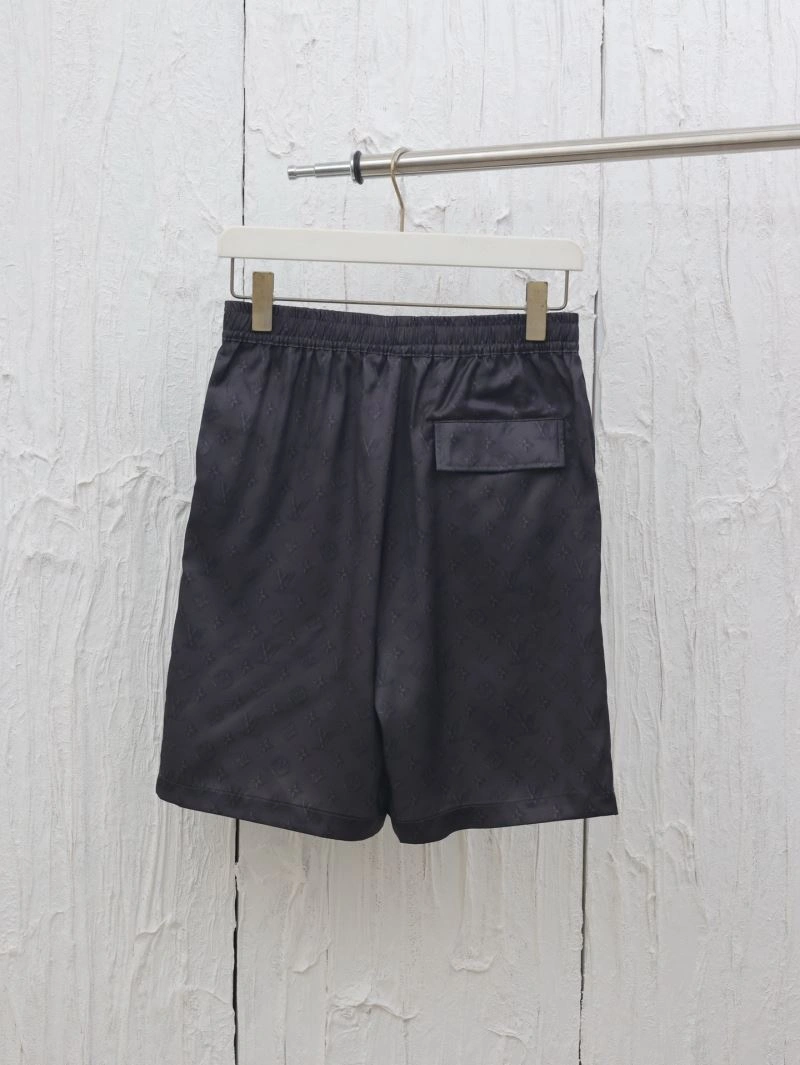 Lightweight Louis Vuitton Short Pants 138520