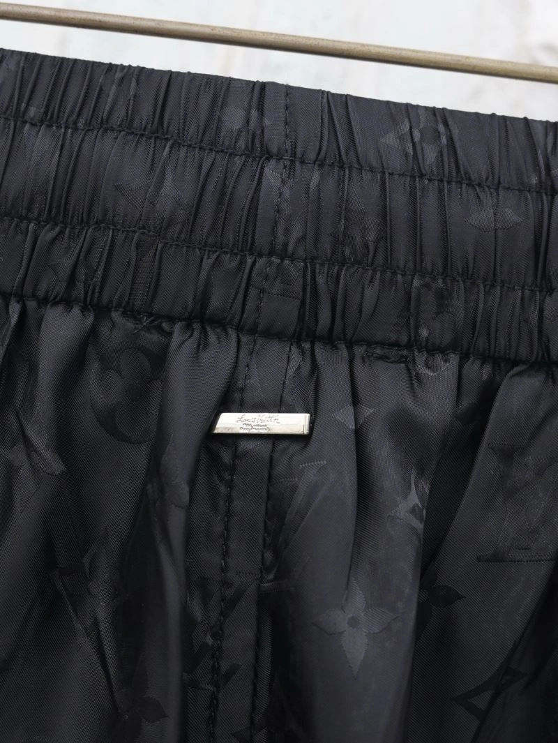 SoftTouch Louis Vuitton Short Pants 138523
