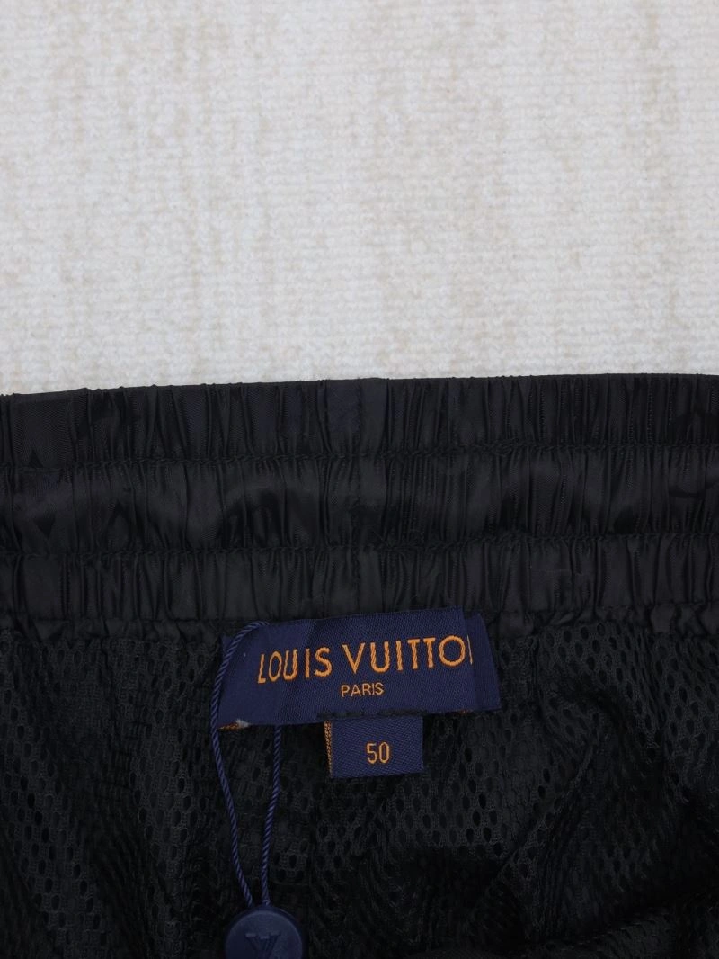 SoftTouch Louis Vuitton Short Pants 138523